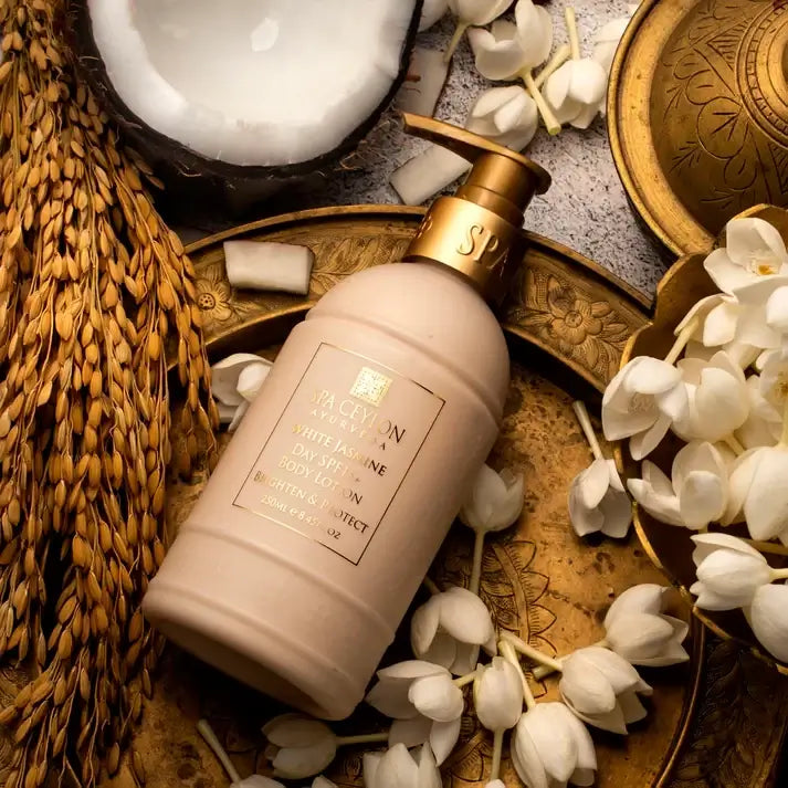 White Jasmine Day SPF 15+ Body Lotion Brighten & Protect 250ml