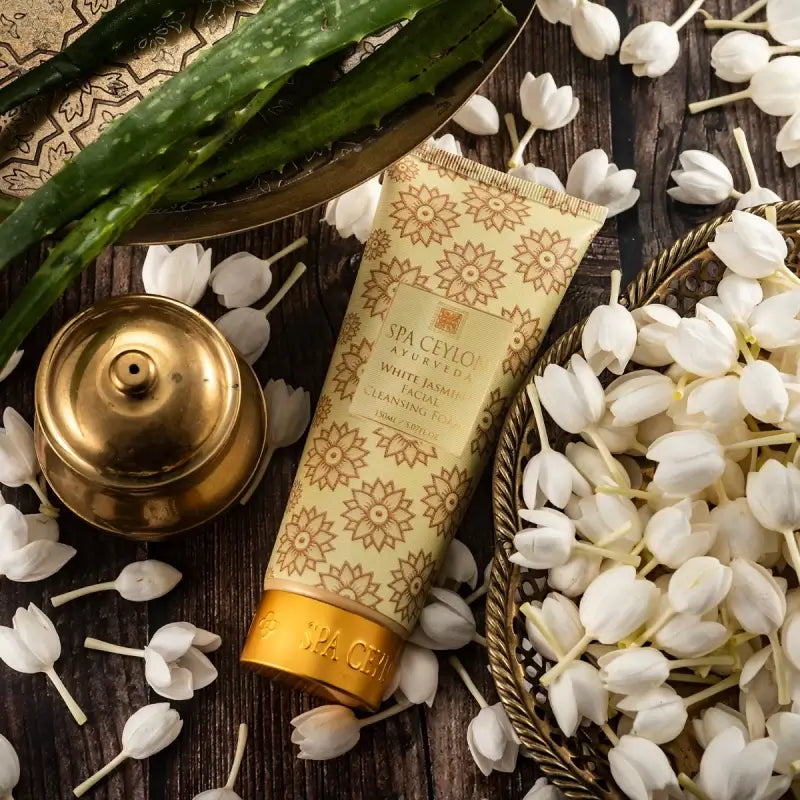 White Jasmine Facial Cleansing Foam 150ml