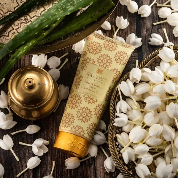 White Jasmine Facial Cleansing Foam 150ml
